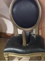 King Nuggetts Throne.JPG
